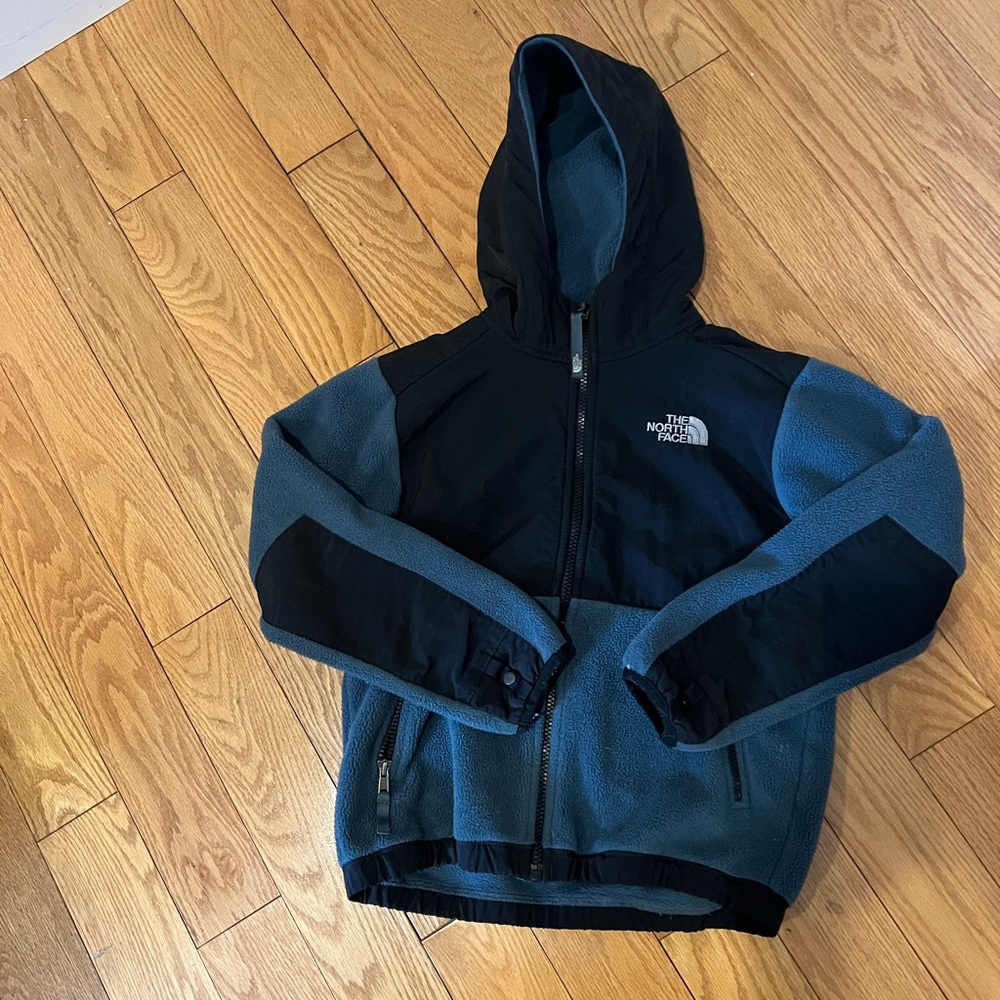 North Face fleece jacket size 7/8